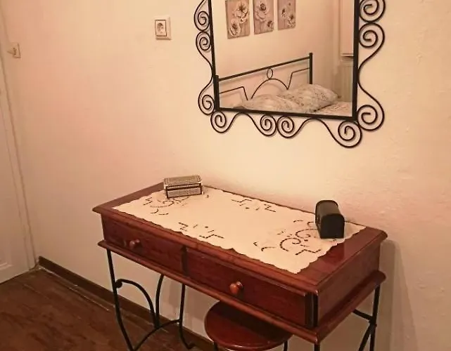 Melina Agios Ioannis Pilion Greece * Áyios Dhimítrios